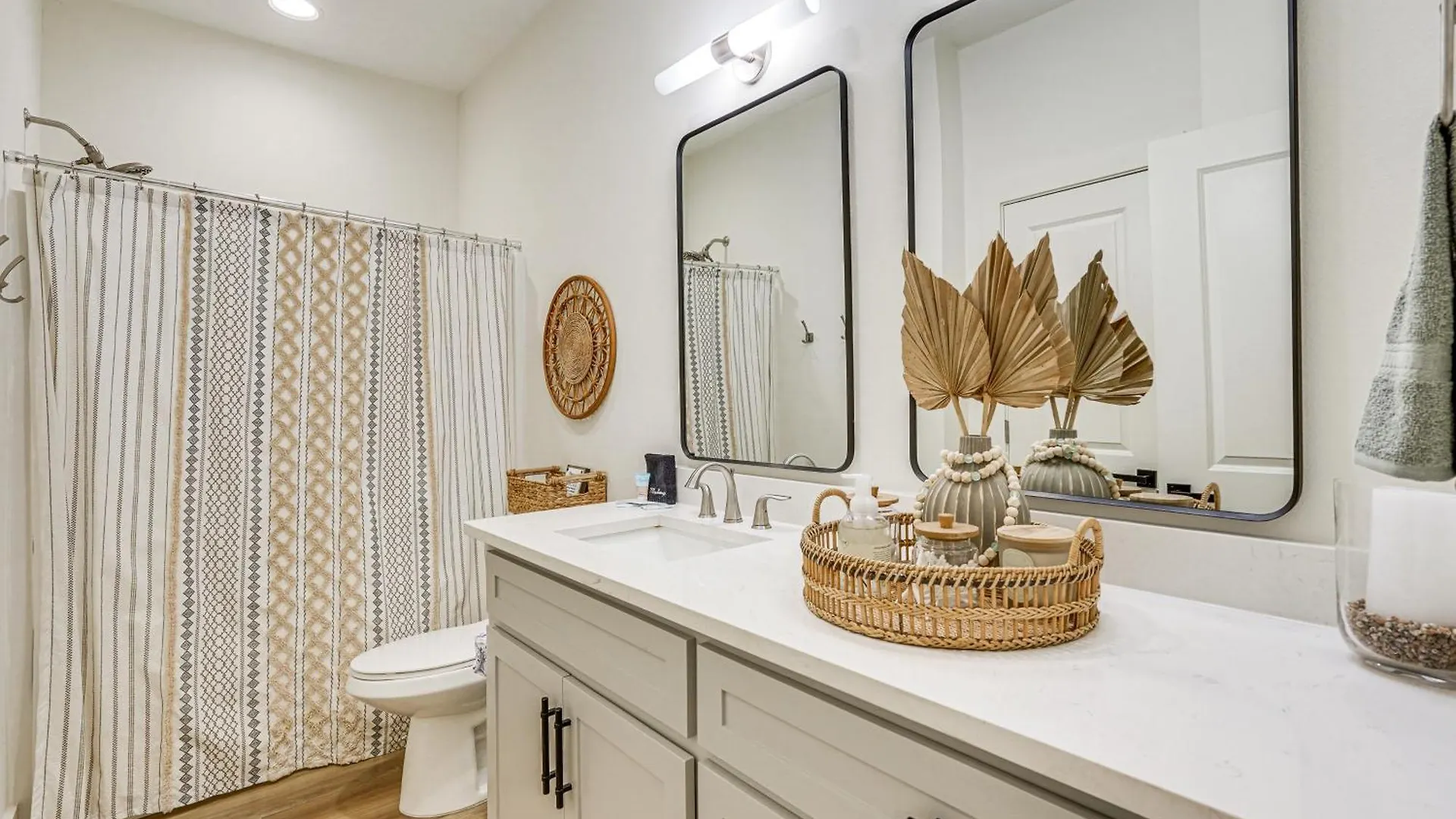 Chic Panama City Beach Home, Walk To Laguna Beach! 0*,